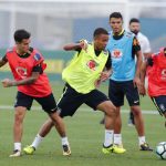 Neymar a Coutinho: «No vayas al Barcelona»