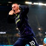 Wayne Rooney marca su gol 200 en Premier League