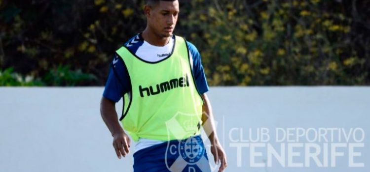 Tenerife solicita que Bryan Acosta retrase su convocatoria a la Selección Nacional