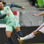 Cristiano perdió la cabeza y lanzó golpe al rival