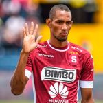 Técnico del Saprissa  cree que Jerry Bengtson es perseguido