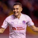 Roger Rojas líder de goleo de la Liga Concacaf