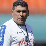 Suárez confía en que Pinto clasificará a Honduras al Mundial