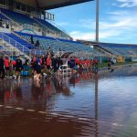 Estados Unidos entrena en cancha inundada en Trinidad y Tobago