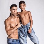El hijo de Cristiano Ronaldo debuta como modelo