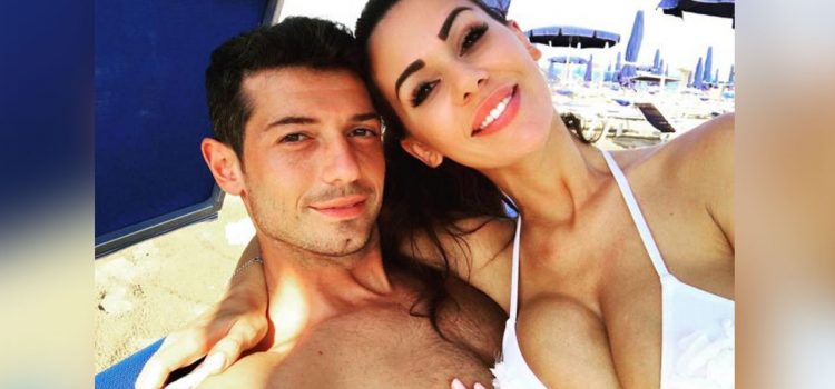 Futbolista pide el divorcio a su mujer por contar intimidades en televisión