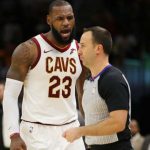 Lebron James, expulsado por primera vez en su carrera