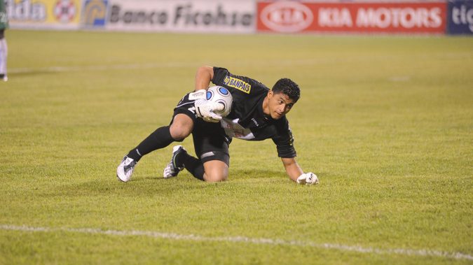 ¡Noel Valladares regresa al Olimpia!