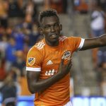 Alberth Elis finalista para el jugador latino más destacado del año
