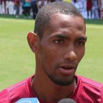Jerry Bengtson se queda sin final y sin entrenador