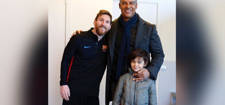 Frank Rijkaard visitó a Messi en Barcelona