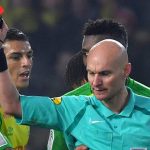 Suspendido el arbitro que pego una patada en Francia