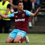 Chicharito a punto de irse de Inglaterra