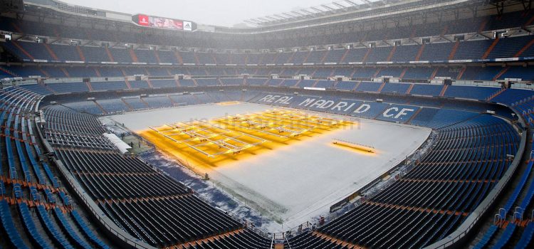 El Santiago Bernabéu se tiñe de blanco