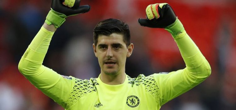 Exhibición de reflejos de Courtois antes de medirse al Barça