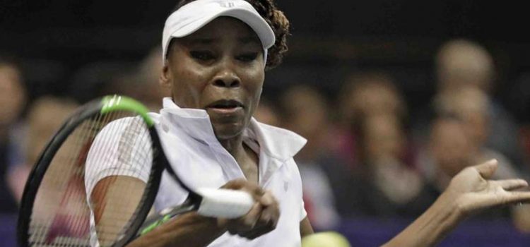 Venus Williams celebra con victoria su partido mil como profesional