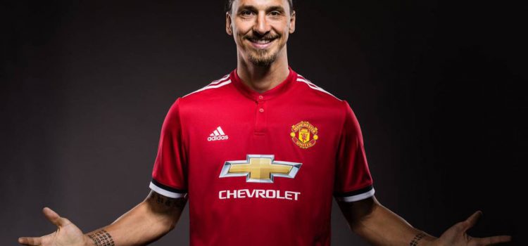 Zlatan se queda en el Manchester United y quiere cumplir una "promesa"