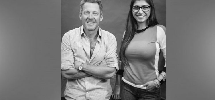 Lance Armstrong entrevista a actriz de cine adulto