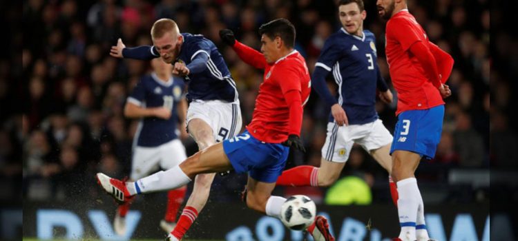Costa Rica deja buenas sensaciones al derrotar a Escocia