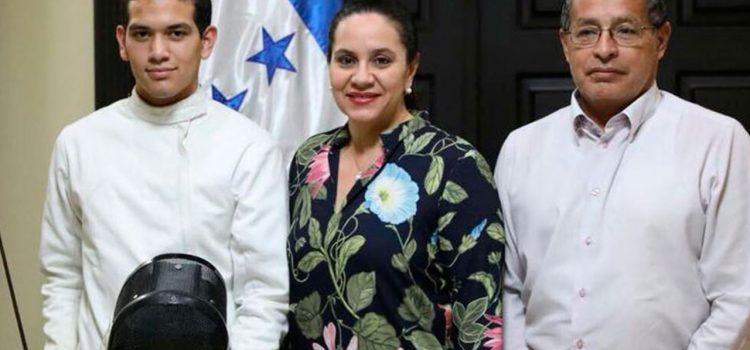 Esgrimista hondureño competirá en Mundial de Italia