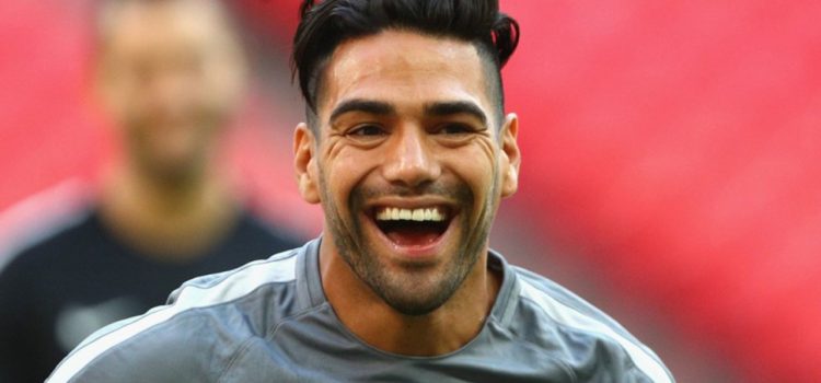 Falcao le regaló una camiseta a su hincha más fiel