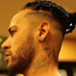 Neymar cambia de look