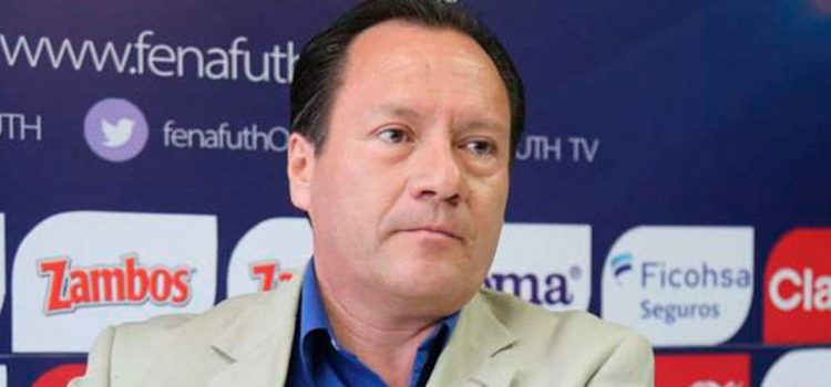 Tripleta arbitral hondureña pitará en los cuartos de final de la Concachampions