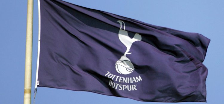 El Tottenham se disculpa por preguntar si el lugar de una mujer es en casa