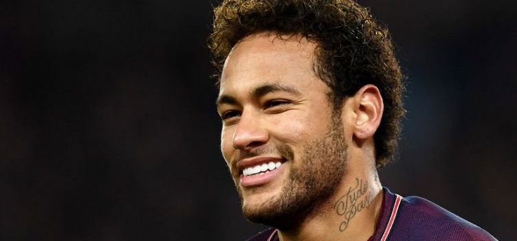 Neymar sorprendió bailando mientras se recupera