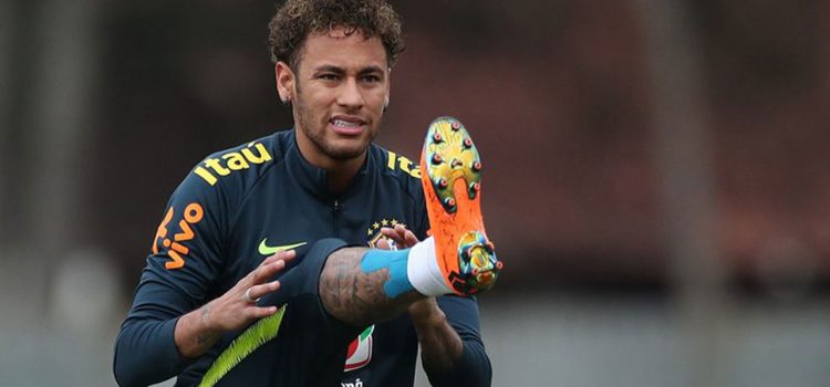 Neymar se quejó de dolor en el entrenamiento