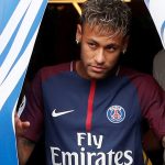Neymar regresa a París para terminar su recuperación