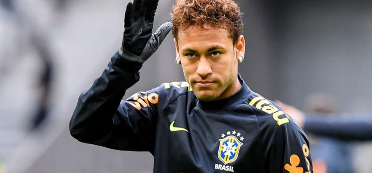 Neymar ya está en Brasil pensando en el Mundial