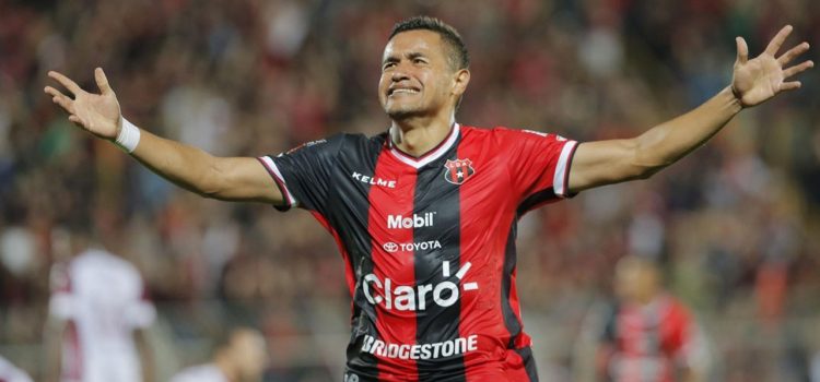 Roger Rojas ganó dos premios en Costa Rica