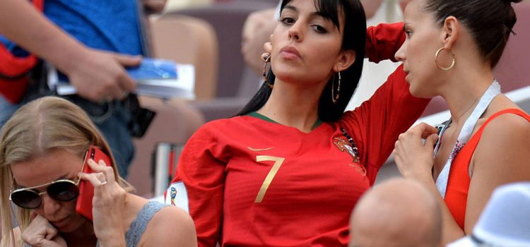 Georgina Rodríguez luce la camiseta de Portugal