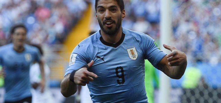 Luis Suárez llega a los 100 partidos con Uruguay