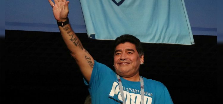 FIFA quita cargo de embajador a Maradona por conducta inapropiada