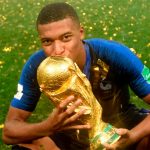 Pelé alaba a Mbappé en Twitter (la respuesta del francés es lo mejor)
