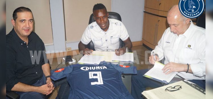 Rubilio Castillo jugará con Motagua