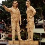 Tras el Mundial, erigen estatuas a Gareca y Guerrero en Lima