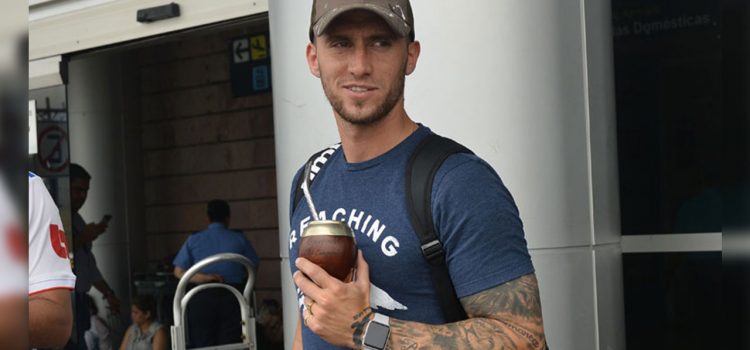 Llegó Esteban Espíndola, nuevo refuerzo de Olimpia