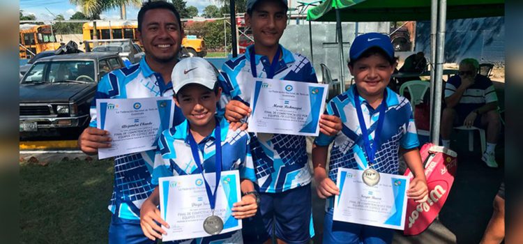 Tenis hondureño clasifica por primera vez en su historia a torneo sudamericano