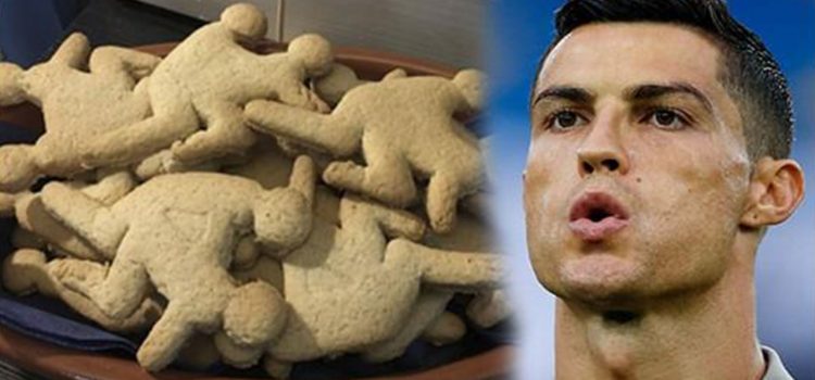 Cafetería pone a la venta polémicas galletas de Cristiano Ronaldo