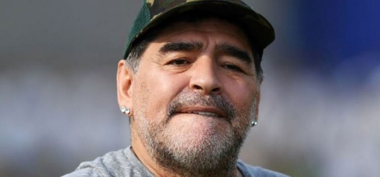 Diego Maradona rompió relación con la FIFA y lanzó una fuerte advertencia