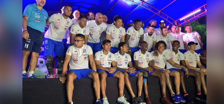Selección de Honduras jugará en marzo contra Ecuador