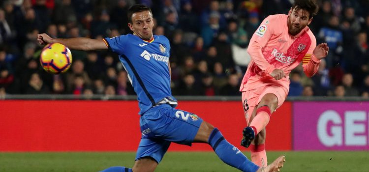 Barcelona derrota 2-1 al Getafe y deja al Real Madrid a 10 puntos