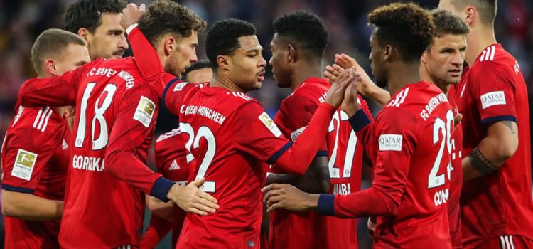 Bayern Munich golea al Stuttgart y se mantiene al acecho del Dortmund