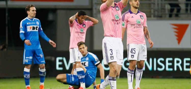 Najar titular en derrota del Anderlecht ante el Gent