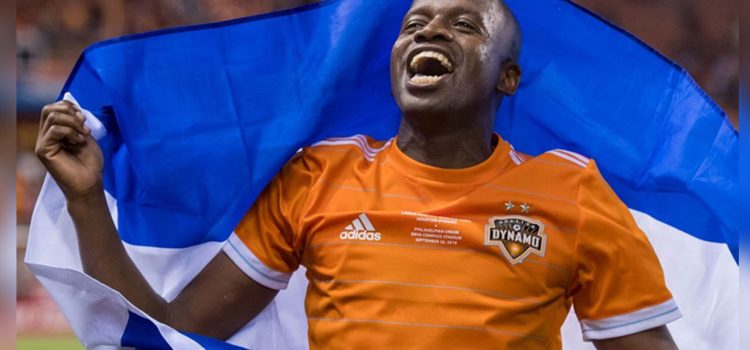 Boniek García el "presidente" del Houston Dynamo