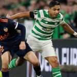 Valencia deja al borde de la eliminación al Celtic de Emilio Izaguirre
