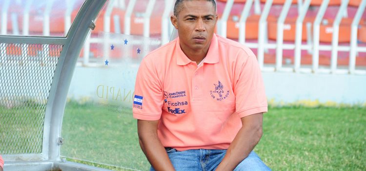Reynaldo Clavasquín nuevo entrenador del Honduras Progreso
